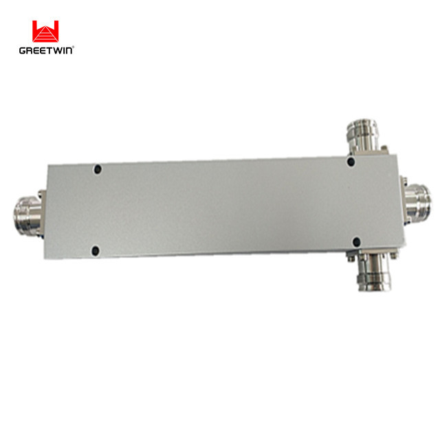 2G 3G 4G LTE 5G 50W مقسم إمداد الطاقة 698 ~ 4000MHz 3 طرق