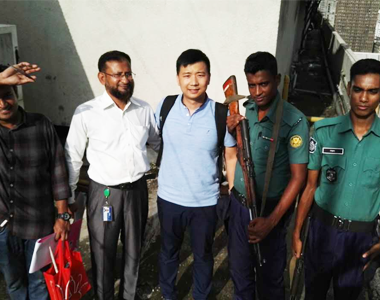 قم بتثبيت جهاز تشويش على العبوات الناسفة عالية الدقة بتردد 20-6000 ميجاهرتز في شرطة العاصمة دكا